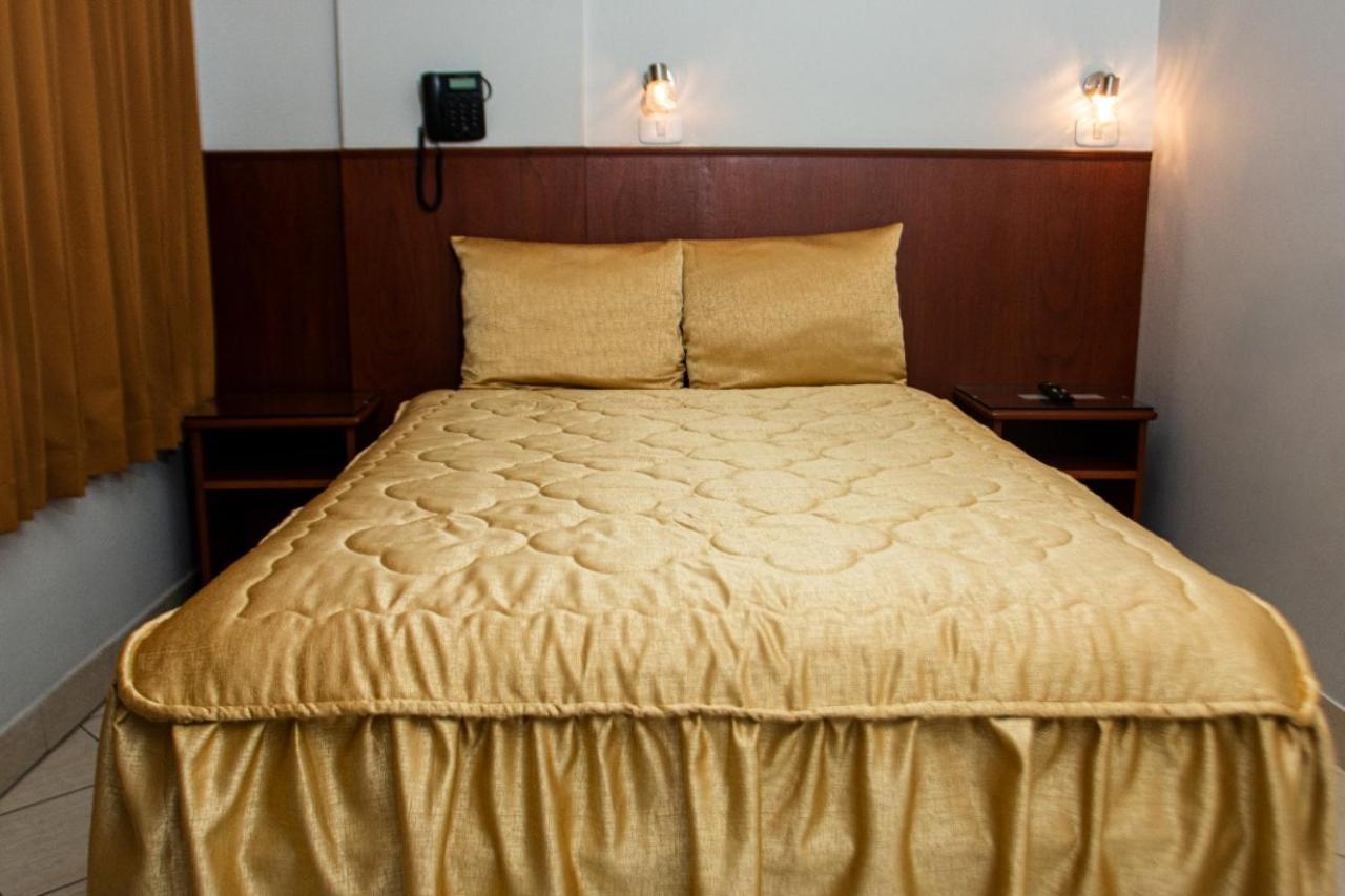 Hostal Vasco Tacna Eksteriør bilde